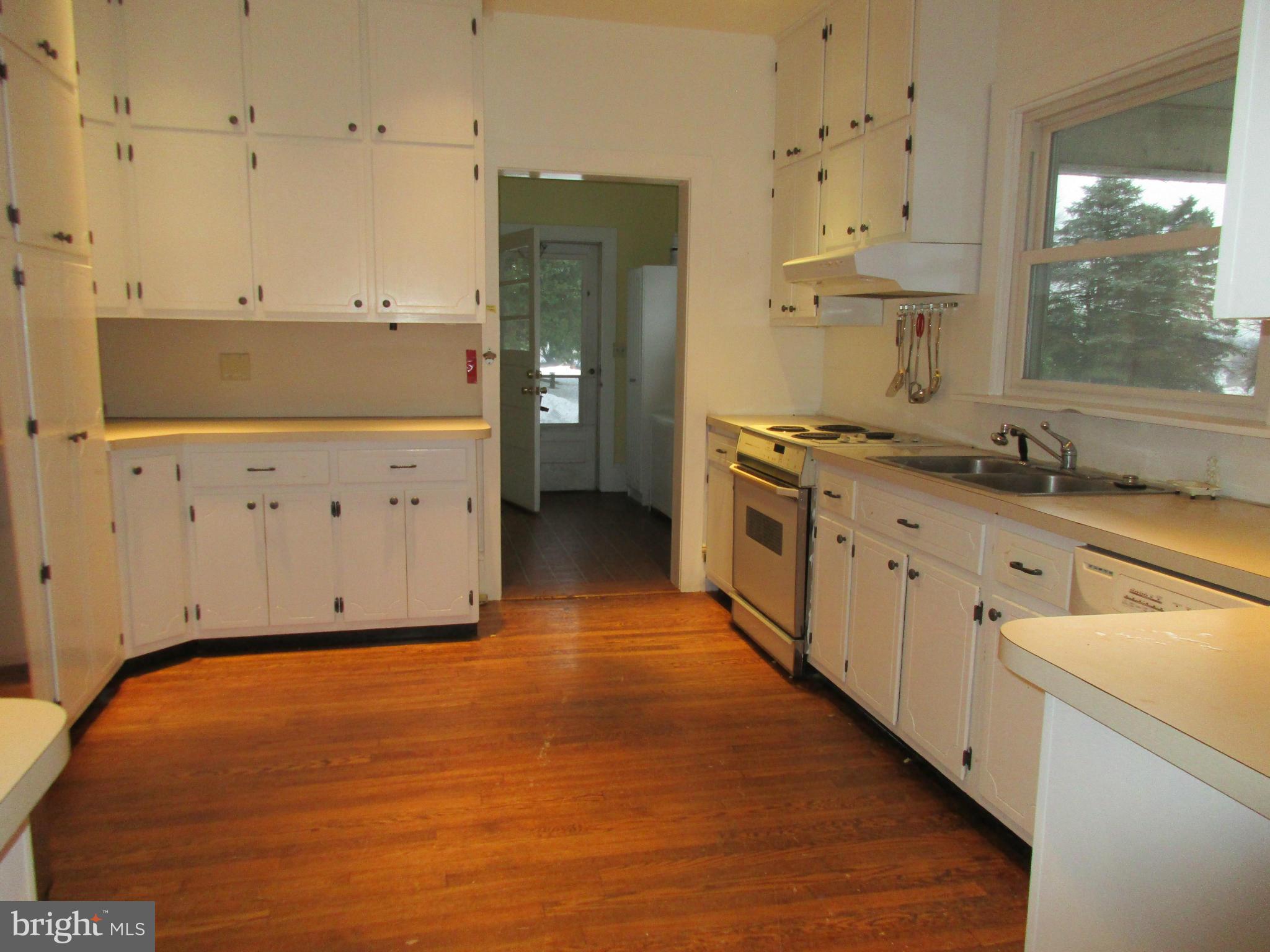 8407 Legg Road Frederick, MD 21704 - Photo 10 of 22 Kitchen