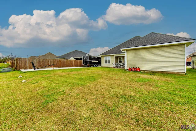 $239,000 | 219 Blue Ridge Drive, Gray, LA 70359