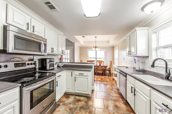 $239,000 | 219 Blue Ridge Drive, Gray, LA 70359