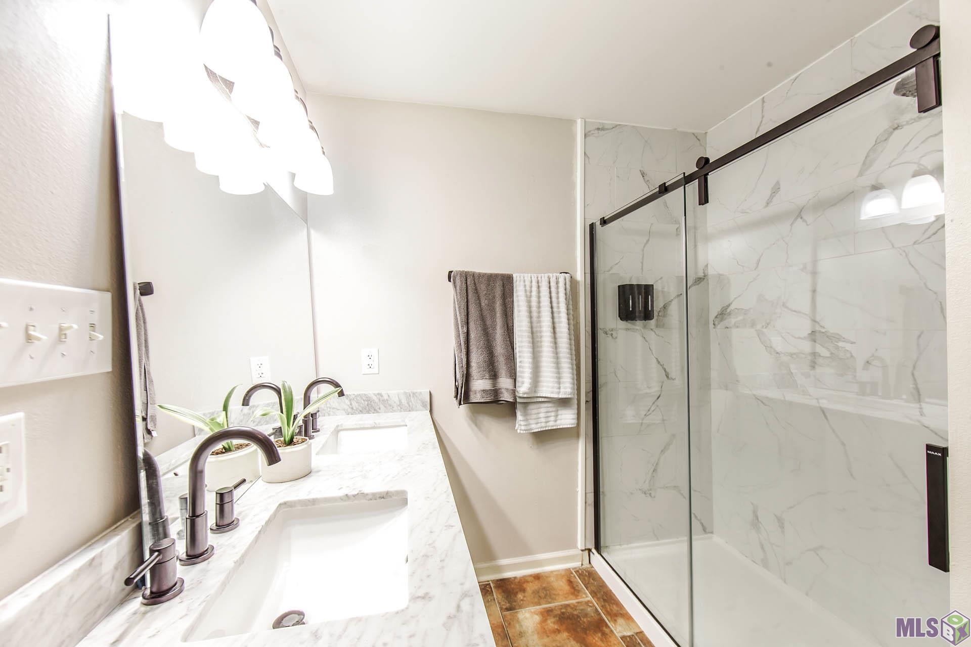 219 Blue Ridge Drive Gray, LA 70359 - Photo 7 of 12