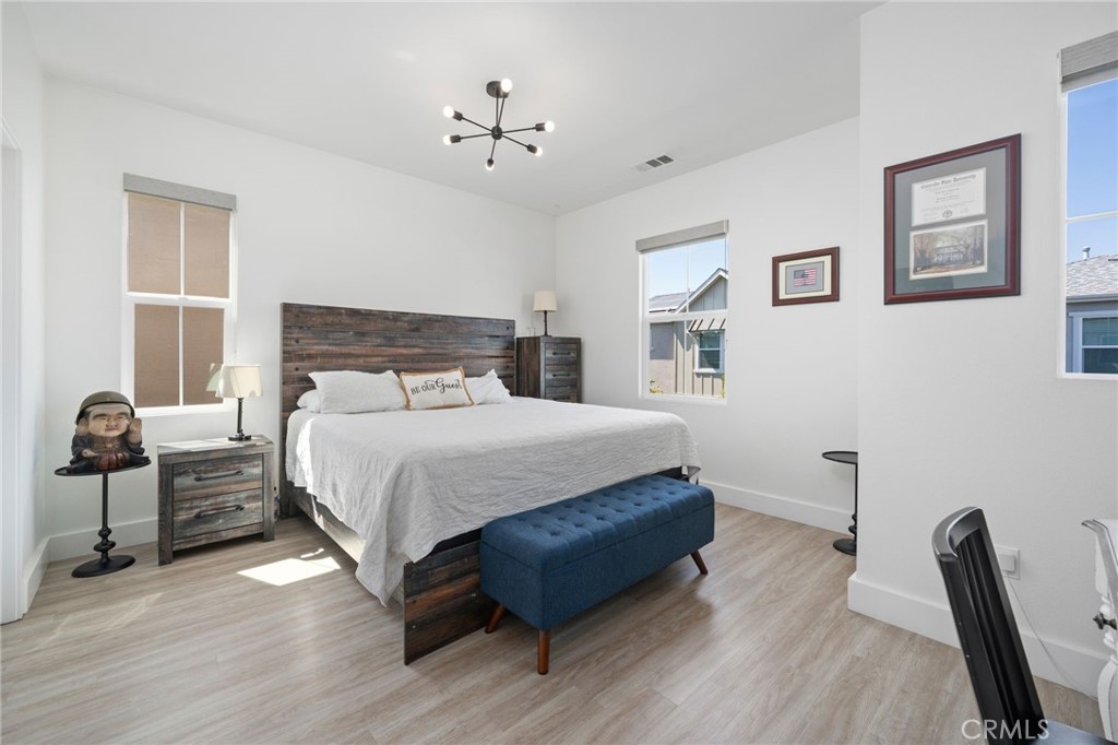 945 Brilliance Lane Costa Mesa, CA 92626 - Photo 13 of 22