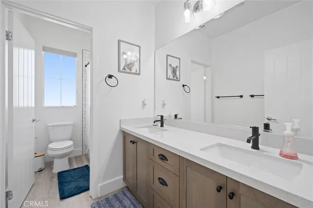 $1,435,000 | 945 Brilliance Lane, Costa Mesa, CA 92626