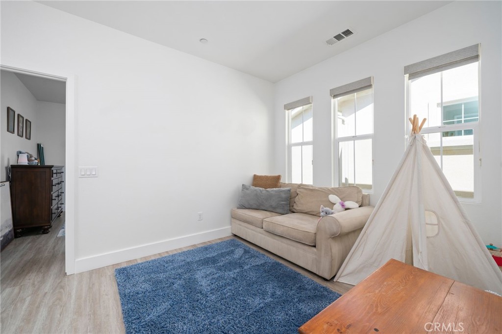 945 Brilliance Lane Costa Mesa, CA 92626 - Photo 18 of 22