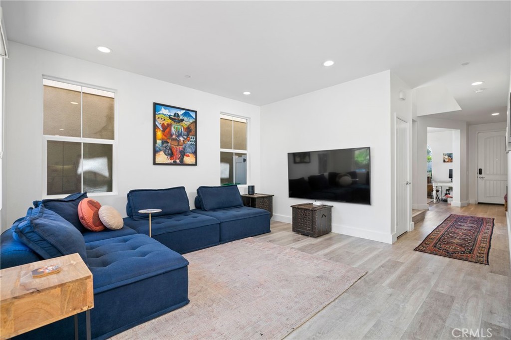 945 Brilliance Lane Costa Mesa, CA 92626 - Photo 6 of 22