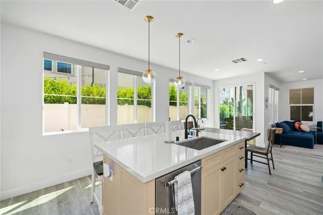 $1,435,000 | 945 Brilliance Lane, Costa Mesa, CA 92626