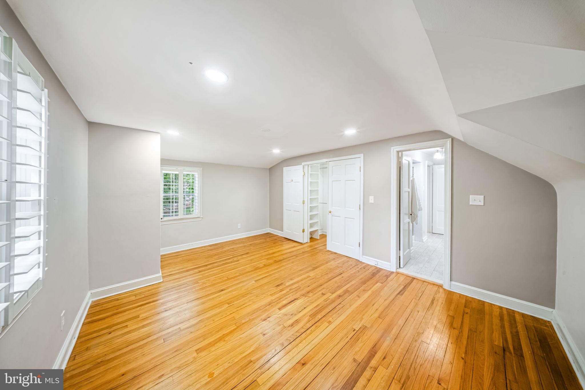 9920 Capitol View Avenue Silver Spring, MD 20910 - Photo 29 of 45