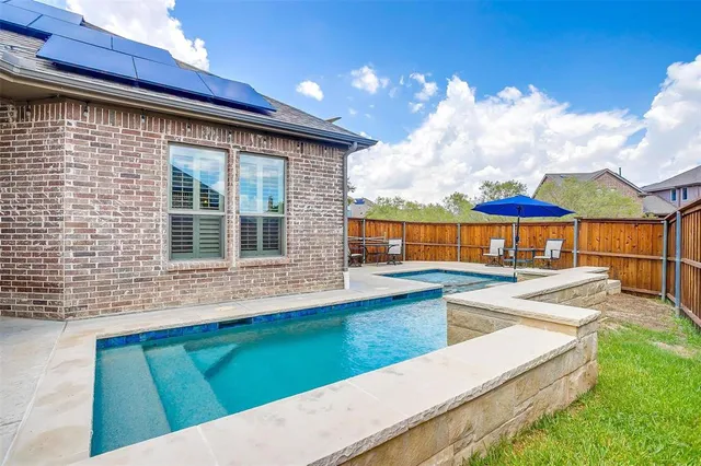 $775,000 | 4016 Jasmine Fox Lane, Arlington, TX 76005