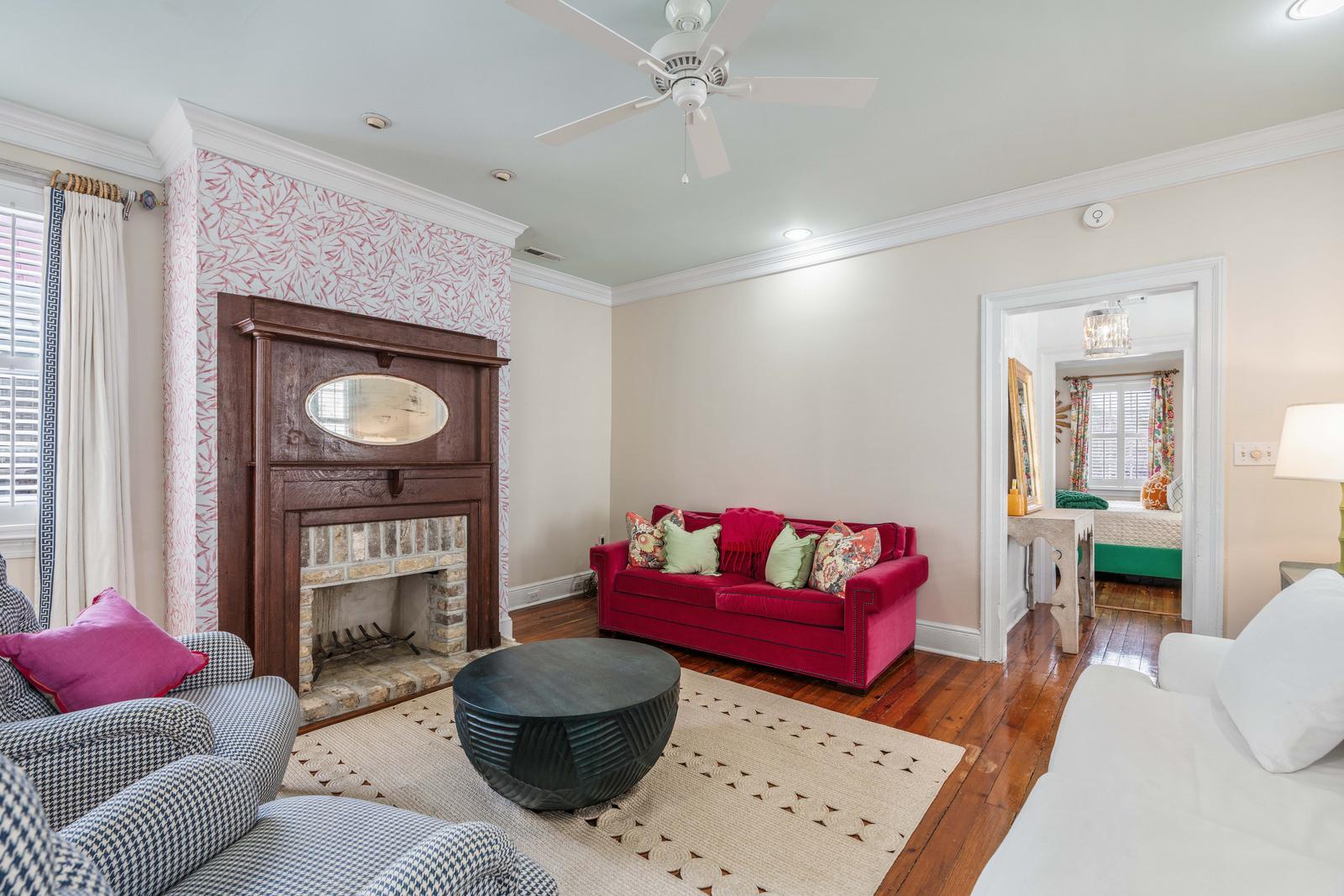 104 Queen Street, Unit B Charleston, SC 29401 - Photo 9 of 19 104queen8