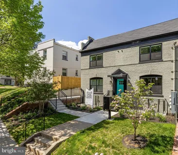 $549,900 | 2606 41st Street Northwest, Unit 2, Washington, DC 20007