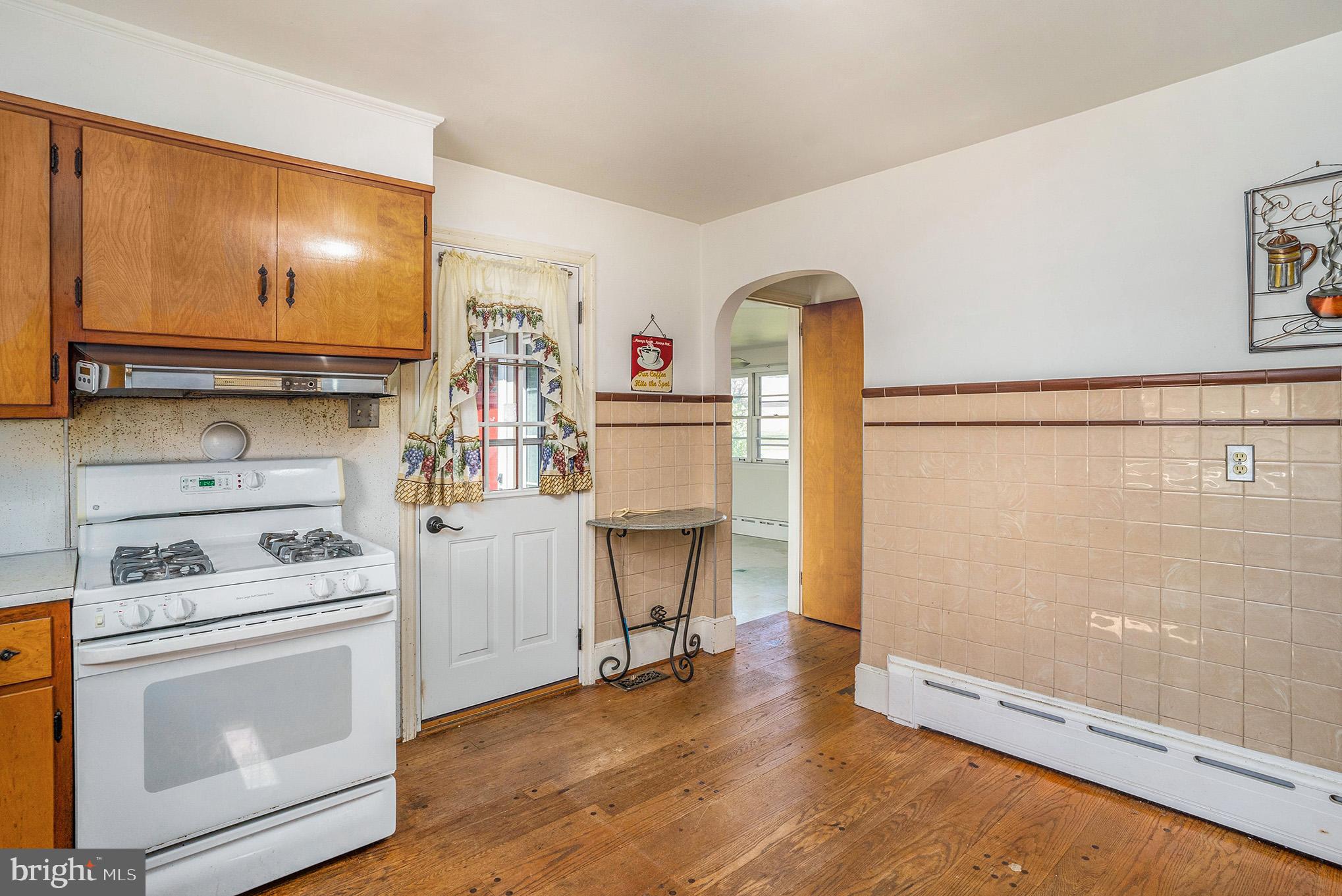 617 Harding Avenue Reading, PA 19607 - Photo 9 of 21 Gallery Image 9
