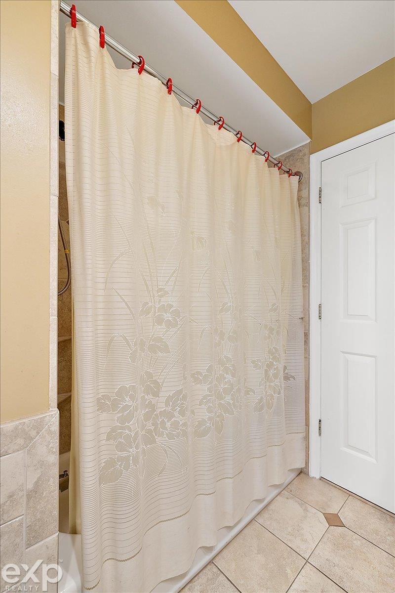 6577 High Rim Court Washington, MI 48094 - Photo 55 of 82 50182994-4d9a70fc-287e-45b0-bb9e-8447a063d765.JPG