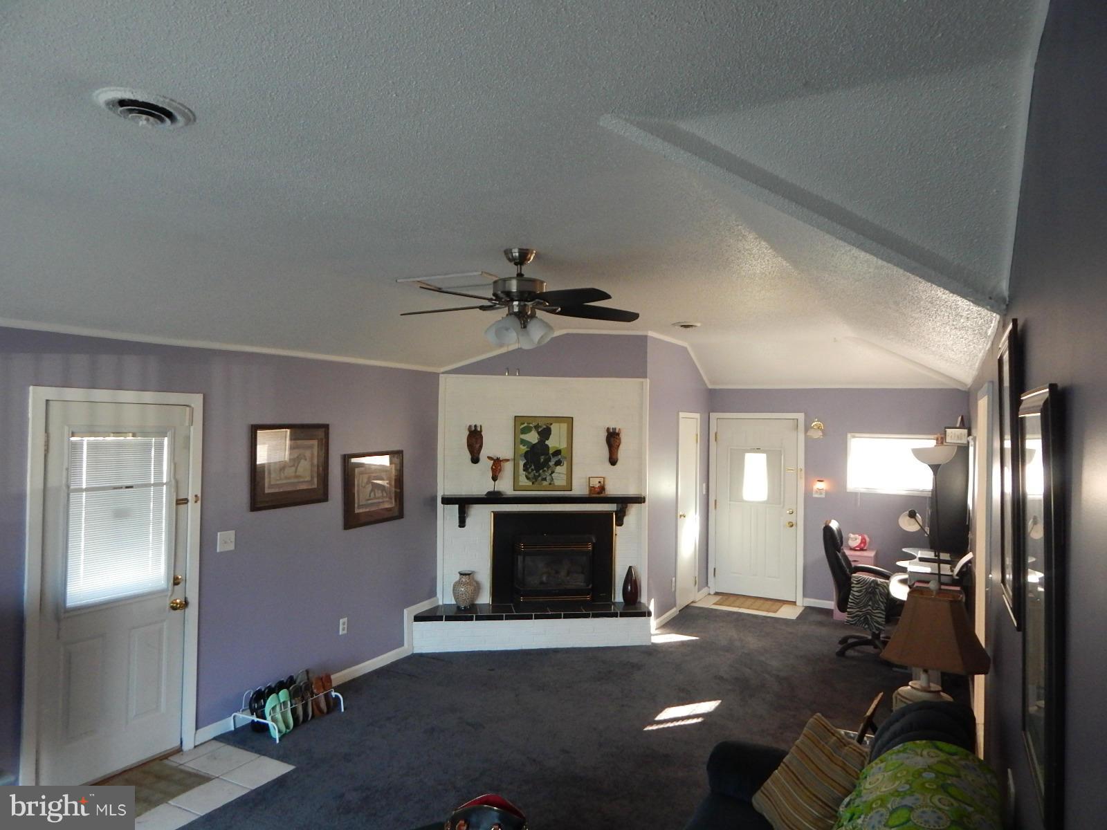 7124 Allentown Road Fort Washington, MD 20744 - Photo 7 of 24 Family Room (Main House)