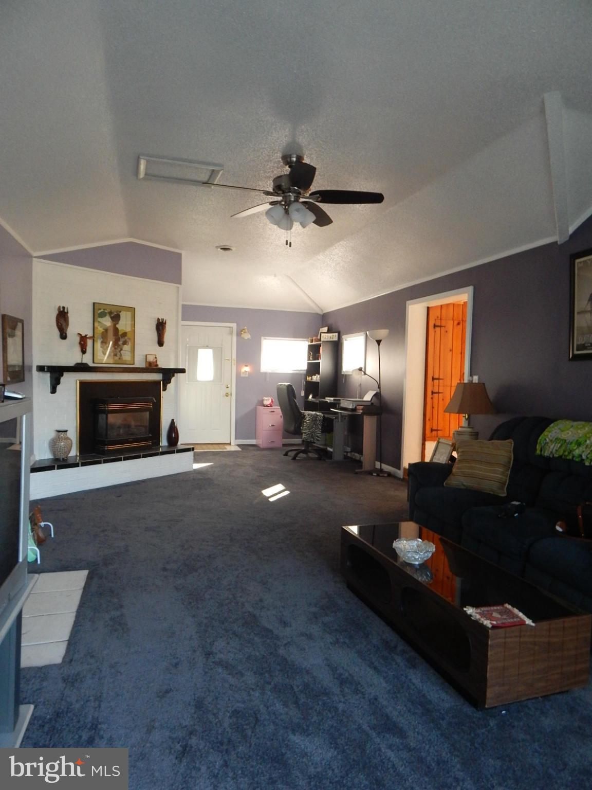7124 Allentown Road Fort Washington, MD 20744 - Photo 8 of 24 Family Room (Main House)