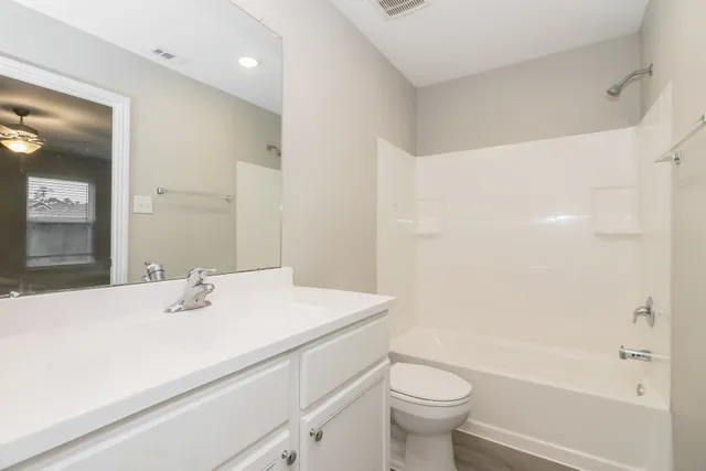 $1,685 | 26120 Hals Drive, Magnolia, TX 77355