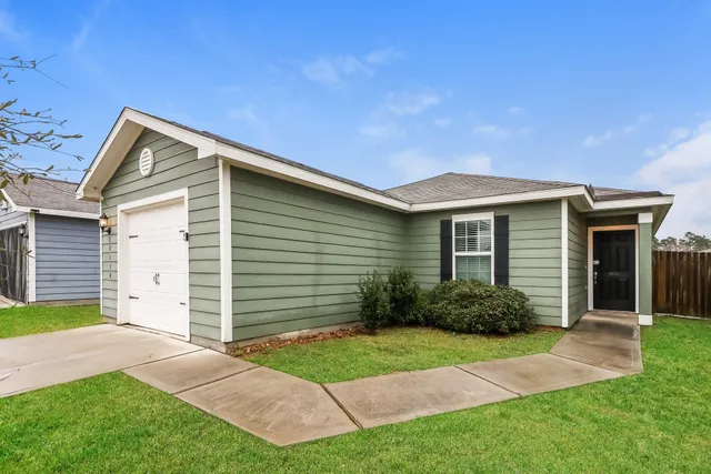 $1,685 | 26120 Hals Drive, Magnolia, TX 77355