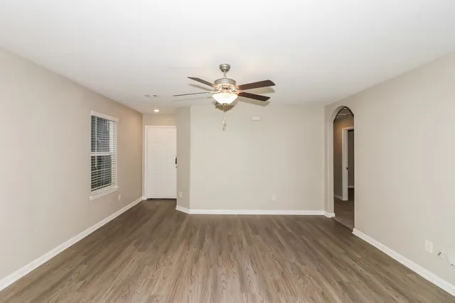 $1,685 | 26120 Hals Drive, Magnolia, TX 77355