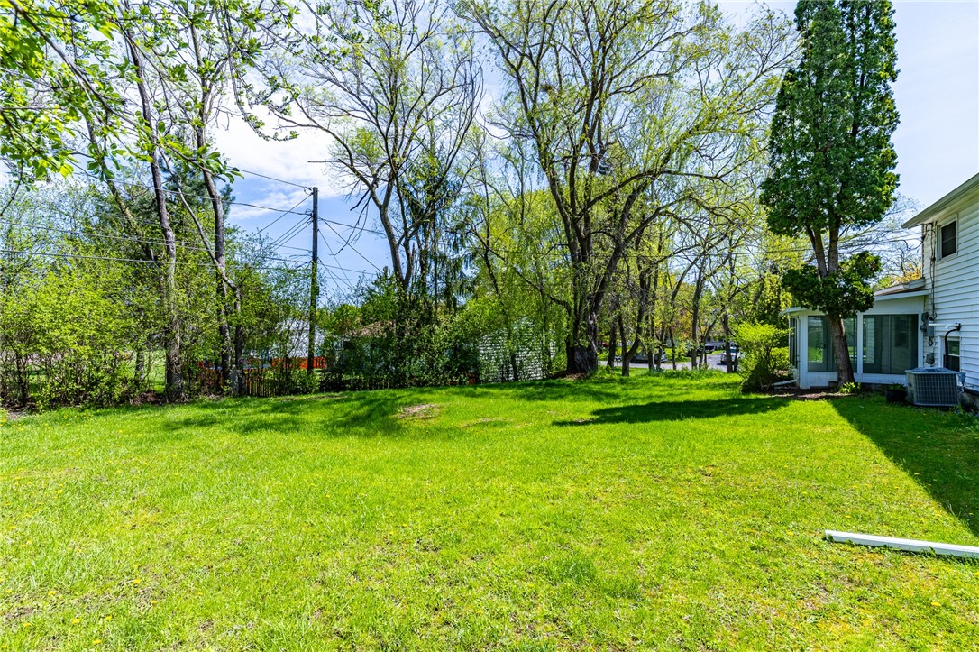 9 Amesbury Road Henrietta, NY 14623 - Photo 50 of 50