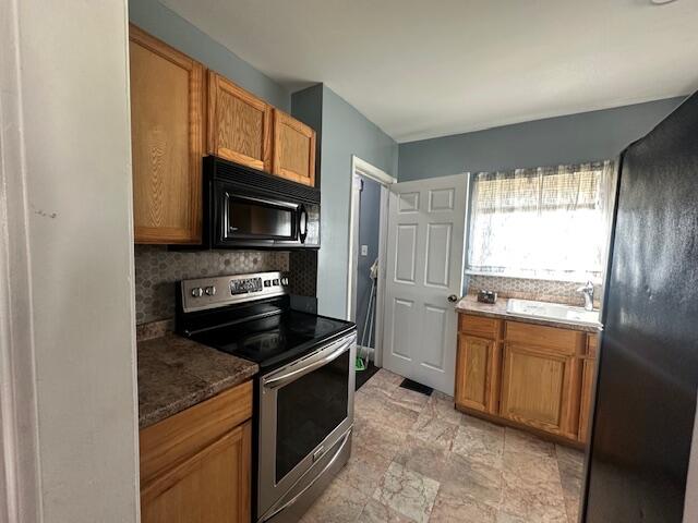 663 South Layton Boulevard Milwaukee, WI 53215 - Photo 15 of 29 IMG_2285