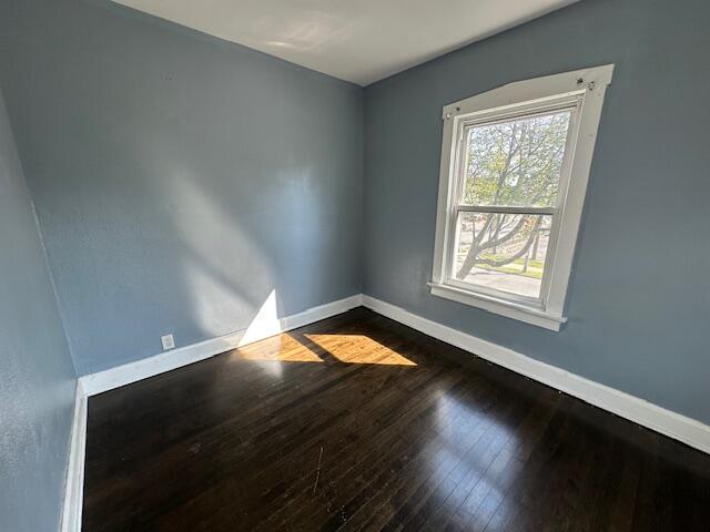 663 South Layton Boulevard Milwaukee, WI 53215 - Photo 20 of 29 IMG_2290