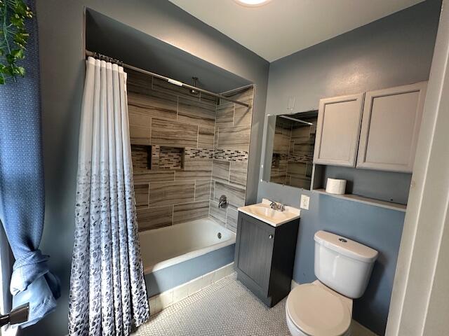 663 South Layton Boulevard Milwaukee, WI 53215 - Photo 25 of 29 IMG_2296