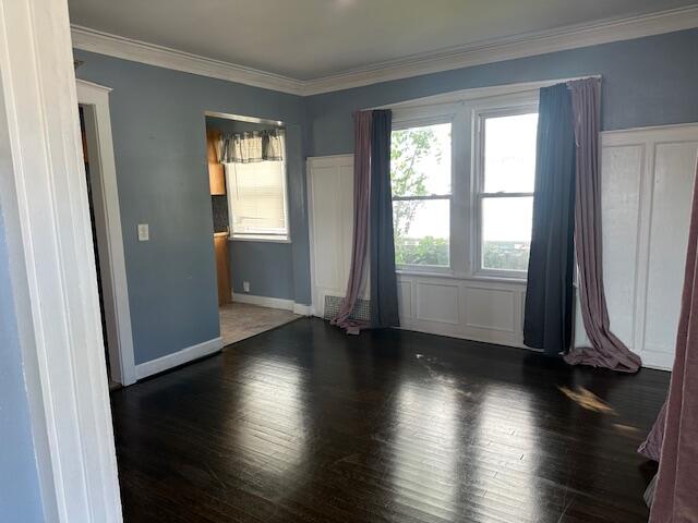 663 South Layton Boulevard Milwaukee, WI 53215 - Photo 9 of 29 IMG_2278