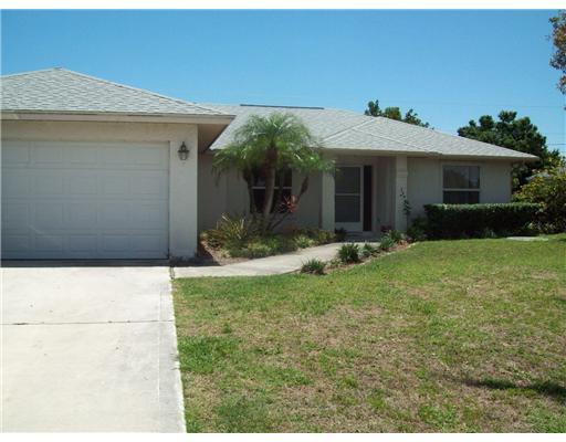808 Southwest Andrew Road Port St. Lucie, FL 34953 - Photo 1 of 10 Primary Photo