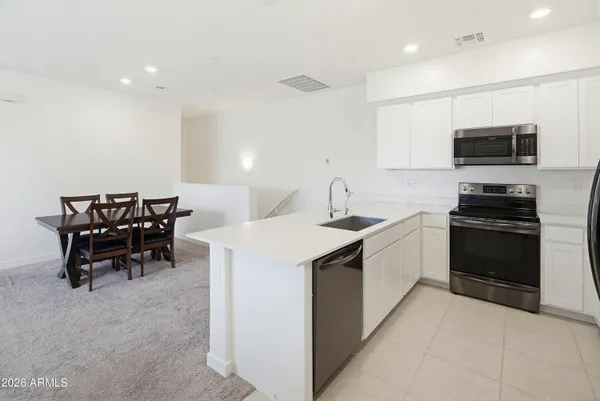 $369,995 | 2748 South Cavalier Drive, Unit 103, Gilbert, AZ 85295