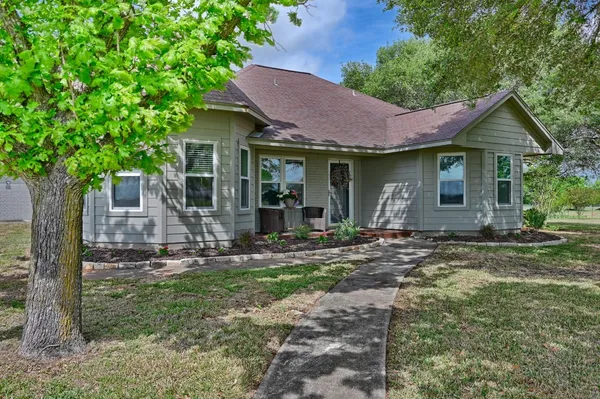 $895,000 | 4988 Thane Road, Navasota, TX 77868