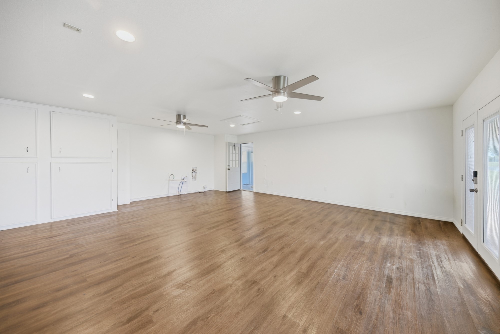 4988 Thane Road Navasota, TX 77868 - Photo 12 of 50 Extra room with Washer/Dryer hook ups