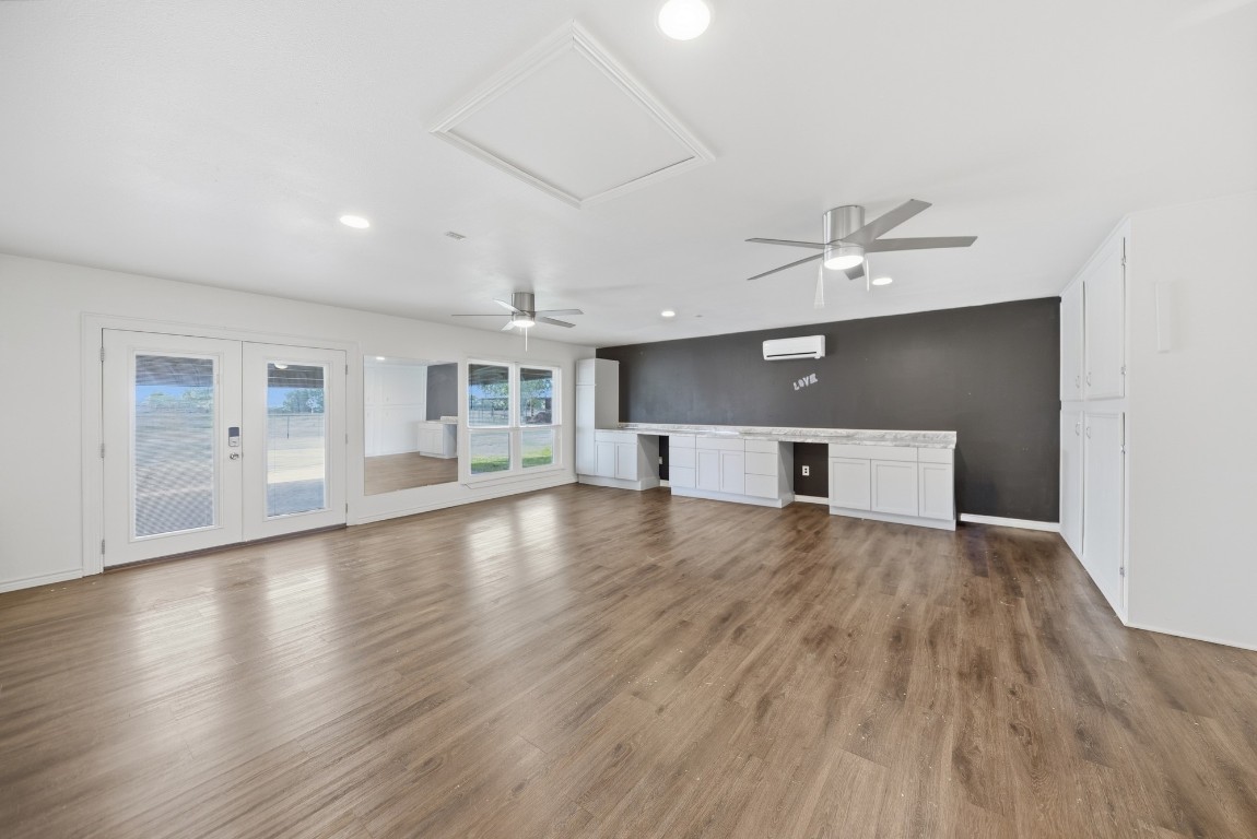 4988 Thane Road Navasota, TX 77868 - Photo 13 of 50 Extra room with study area or movies