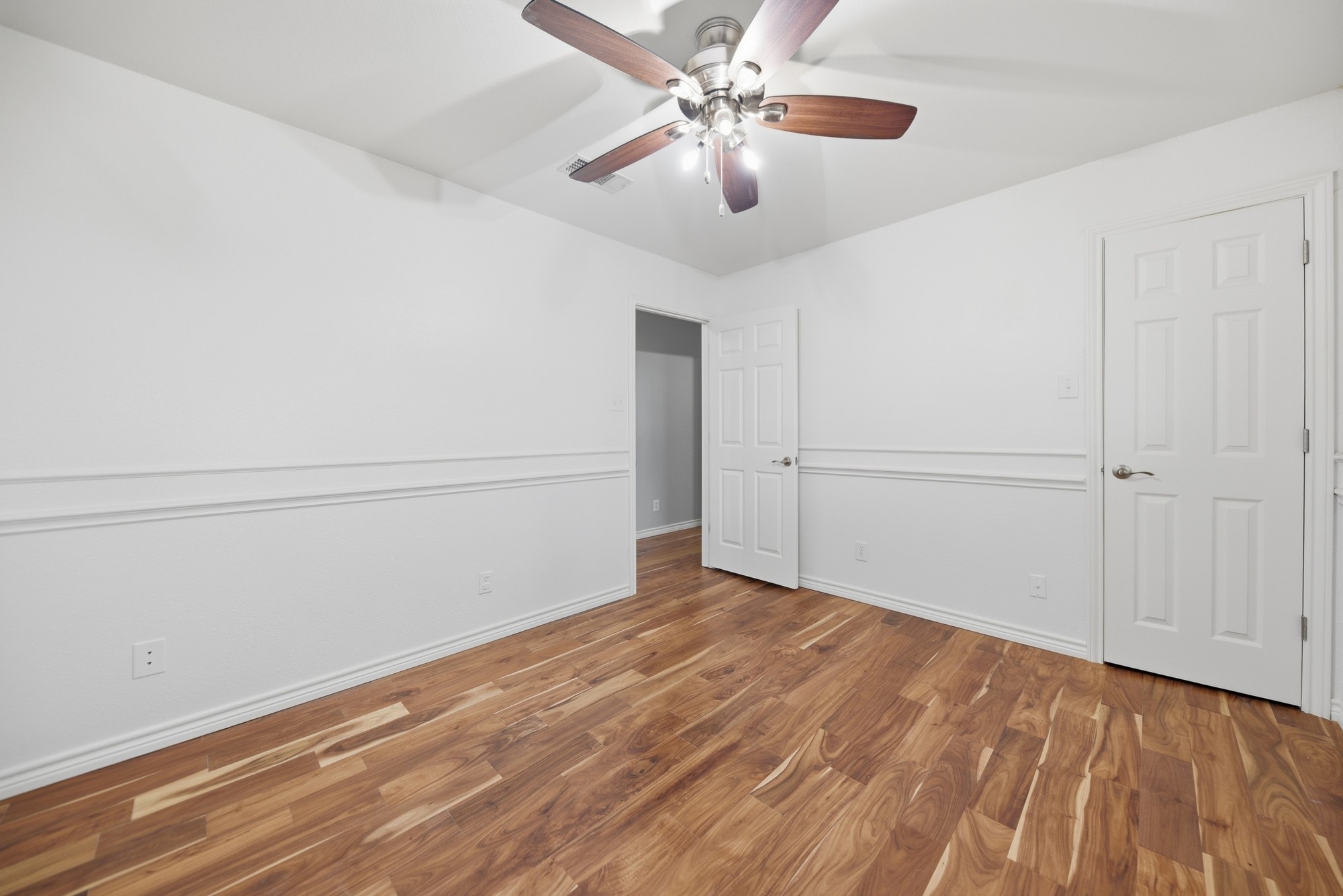 4988 Thane Road Navasota, TX 77868 - Photo 27 of 50 2nd bedroom with walk in closet