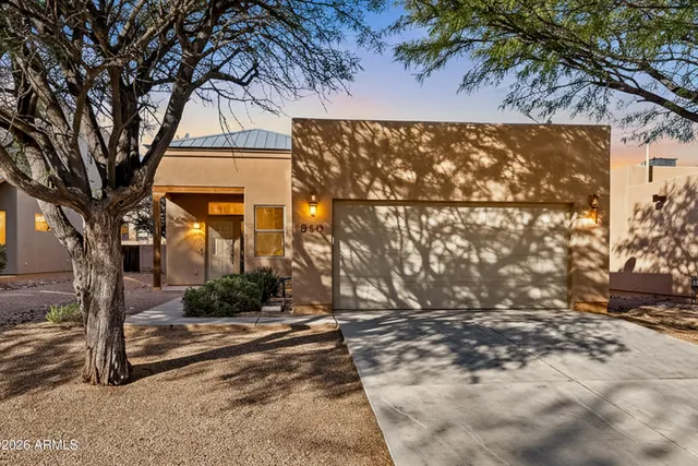 $319,000 | 958 Marchbanks Drive, Sierra Vista, AZ 85635