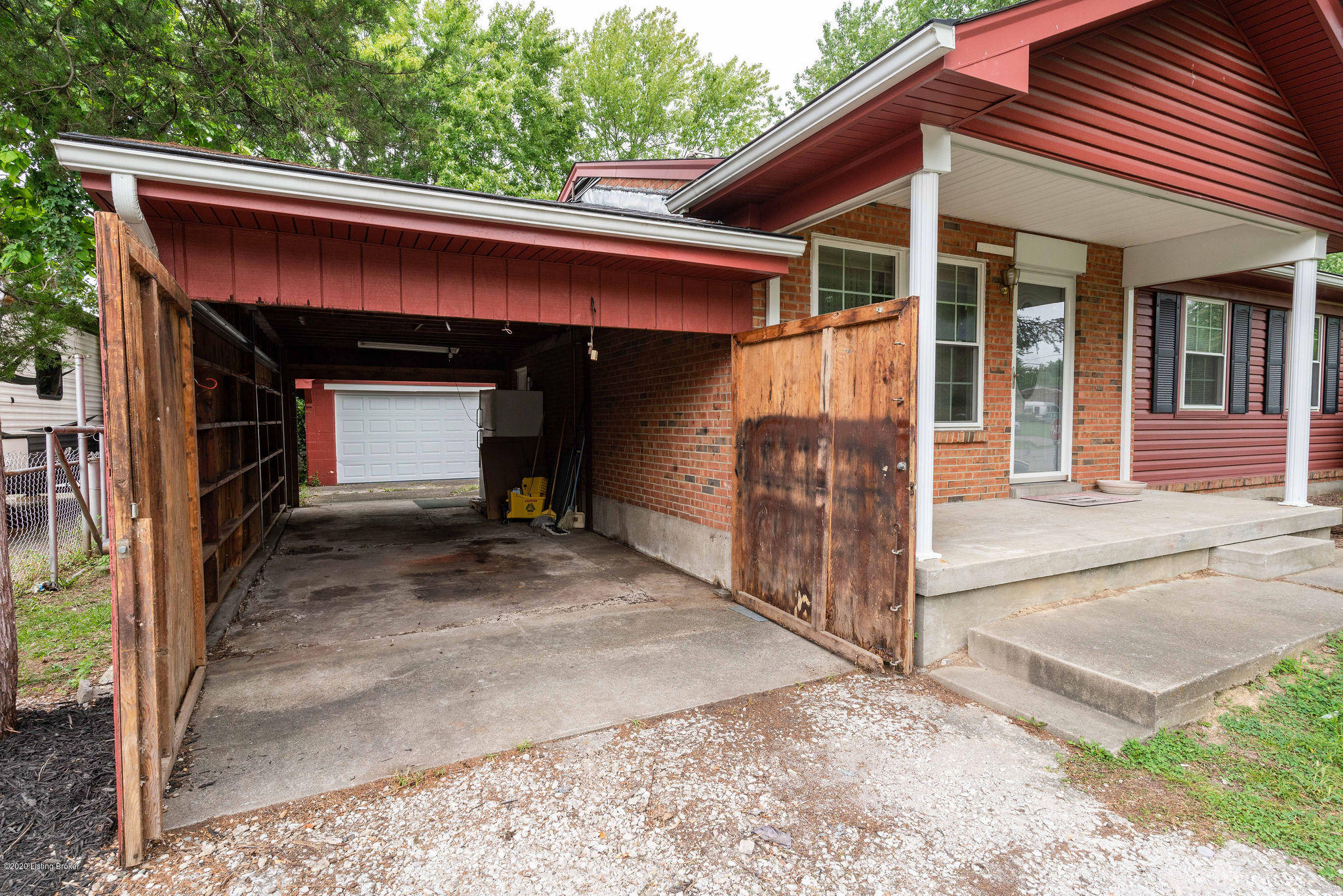 497 Blossom Road Louisville, KY 40229 - Photo 24 of 31 Carport