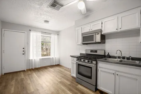 $474,900 | 5402 Brompton Circle, Austin, TX 78745