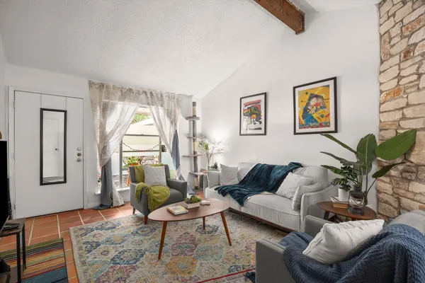 $474,900 | 5402 Brompton Circle, Austin, TX 78745