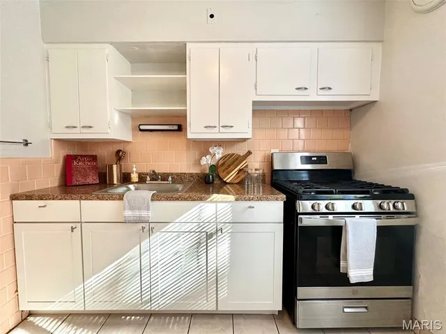 $950 | 5948 Nagel Avenue, St. Louis, MO 63109