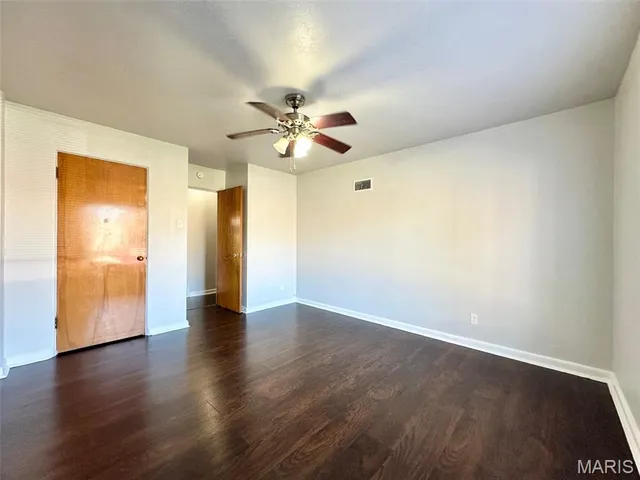 $950 | 5948 Nagel Avenue, St. Louis, MO 63109