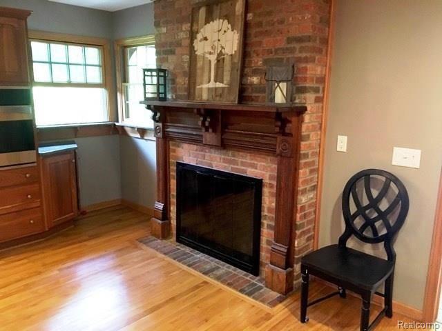 8049 Mabley Hill Road Fenton, MI 48430 - Photo 9 of 38 img-8.jpg