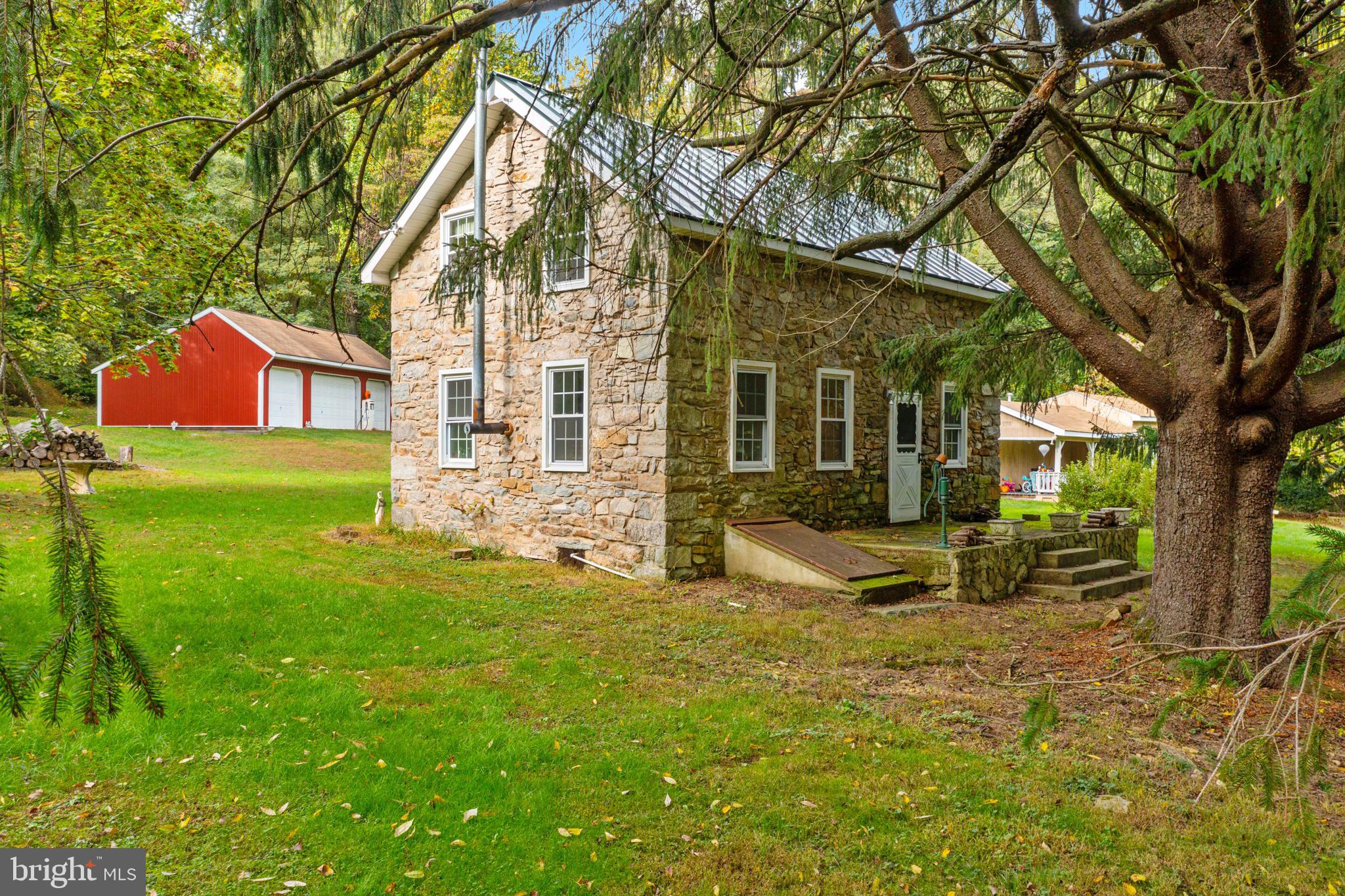 4760 Sheeprock Road Macungie, PA 18062 - Photo 2 of 32 Gallery Image 2