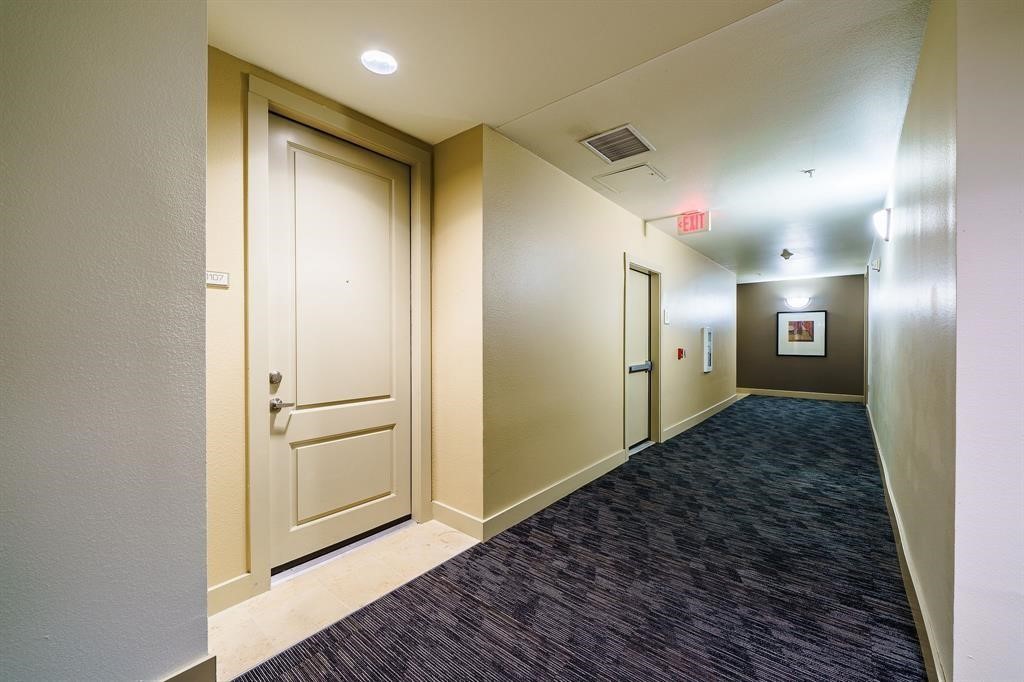 3505 Sage Road, Unit 1107 Houston, TX 77056 - Photo 3 of 26