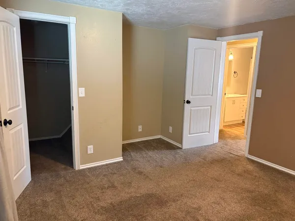 $180,000 | 500 Monroe Avenue, Unit 25, Green River, WY 82935