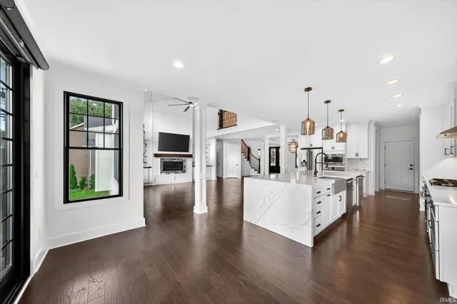 $1,324,900 | 18445 Forest Glade Drive, South Bend, IN 46637