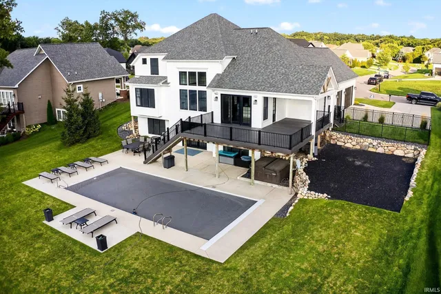 $1,324,900 | 18445 Forest Glade Drive, South Bend, IN 46637