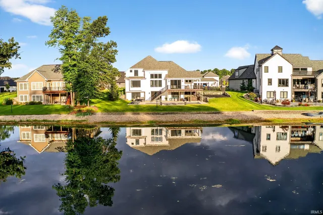 $1,324,900 | 18445 Forest Glade Drive, South Bend, IN 46637