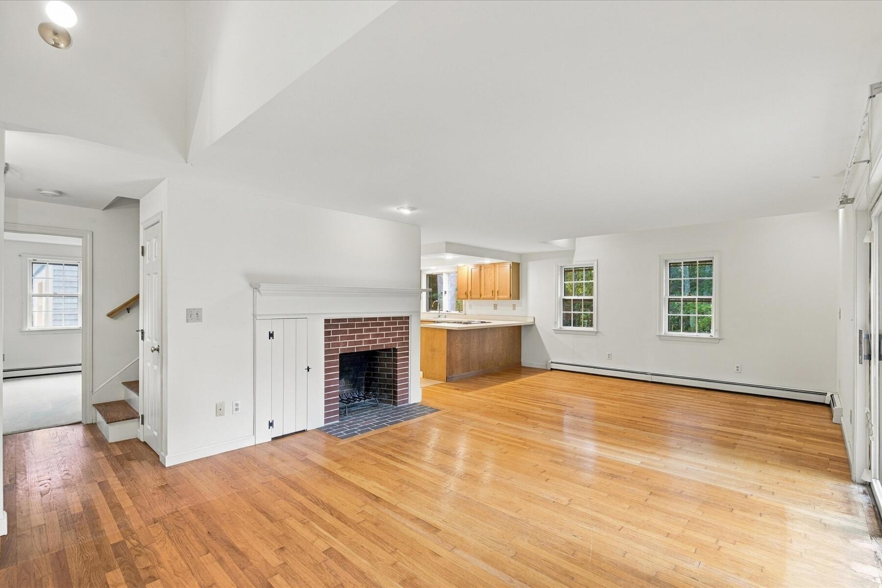149 Round Cove Road Harwich, MA 02645 - Photo 12 of 40 12-149_Round_Cove_Road_Harwich_2720