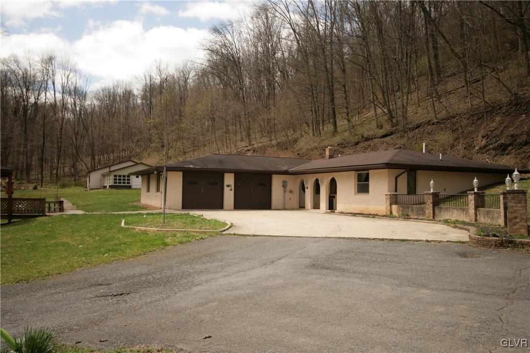 6776 Walnut Street Slatington, PA 18080 - Photo 1 of 38 Gallery Image 1