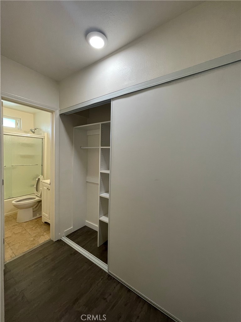 1349 North Altadena Drive, Unit B Pasadena, CA 91107 - Photo 4 of 8 a view of bathroom
