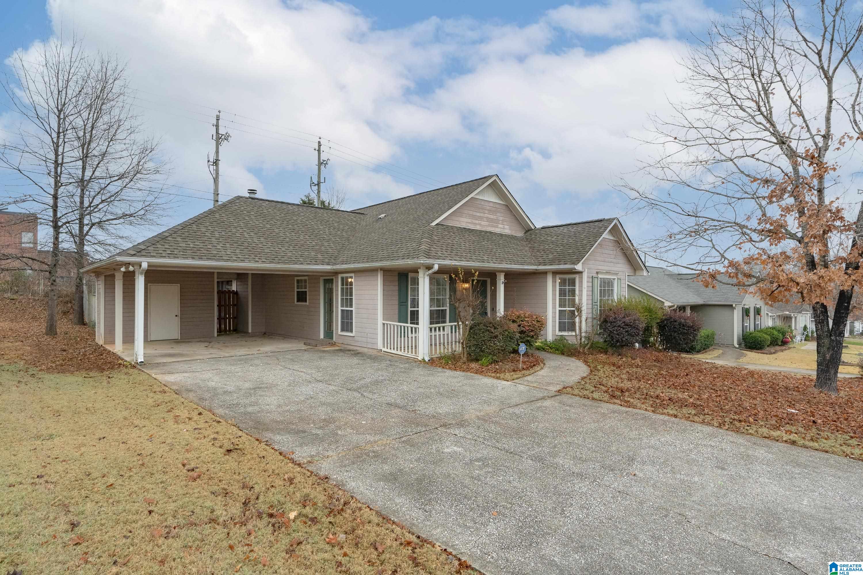 156 Park Pl Lane Alabaster, AL 35007 - Photo 2 of 26