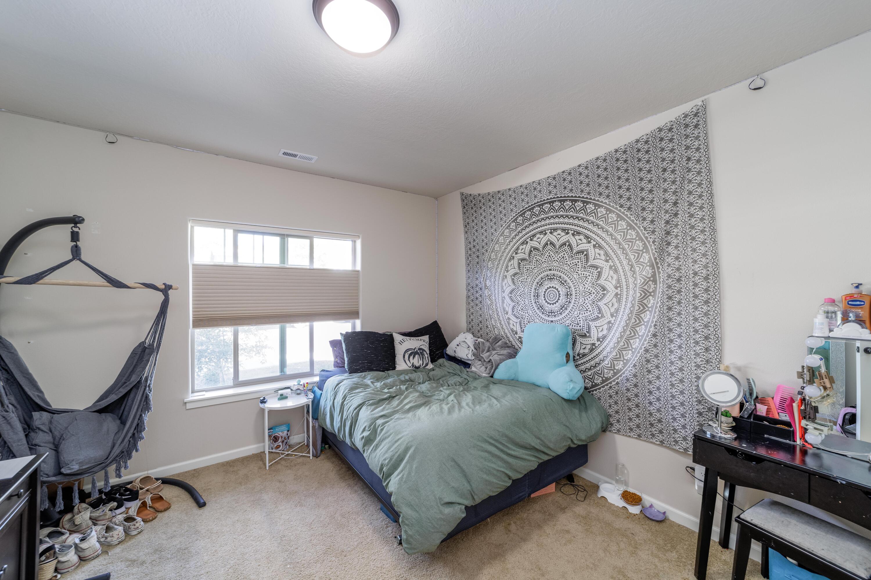 2756 Southwest 34th Street Redmond, OR 97756 - Photo 24 of 44 2756_SW_34th_St-31