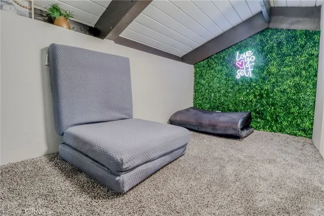 a view of an outdoor sitting area and entertaining space